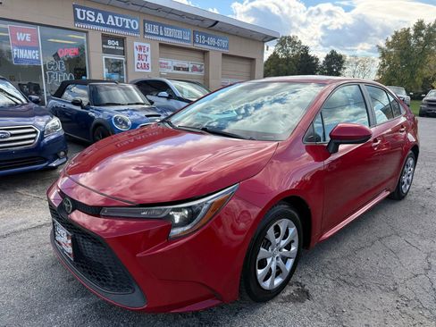 Used 2021 Toyota Corolla LE image 2