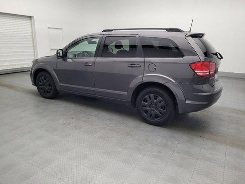 Used 2019 Dodge Journey SE image 3