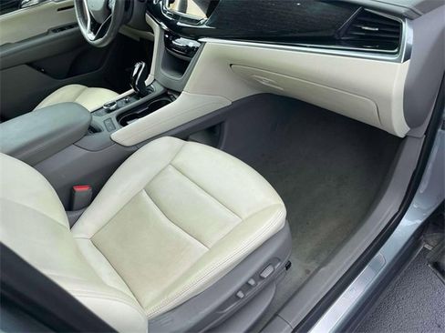 Used 2023 Cadillac XT6 Premium Luxury image 24