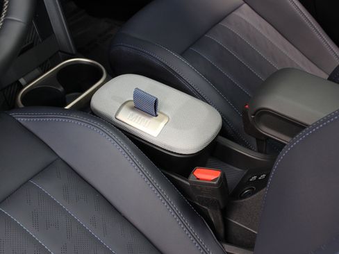 Used 2025 MINI Cooper S image 37