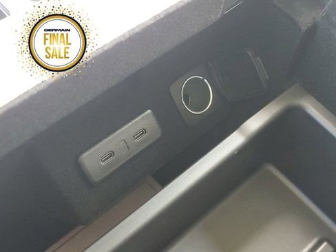 New 2025 Lincoln Navigator Reserve image 29