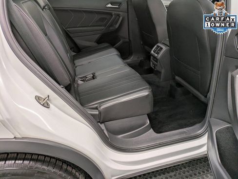Used 2022 Volkswagen Tiguan SE R-Line AWD/4WD image 28