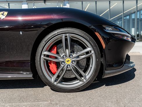 Used 2024 Ferrari Roma Spider image 16