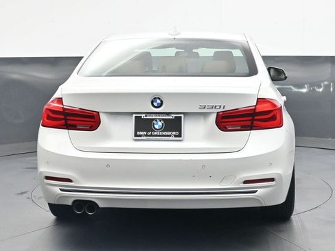 Used 2017 BMW 330i Sedan RWD image 5