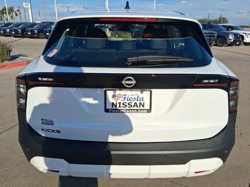 New 2026 Nissan Kicks S image 5