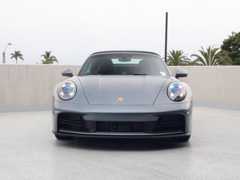 Certified 2025 Porsche 911 Carrera RWD image 7