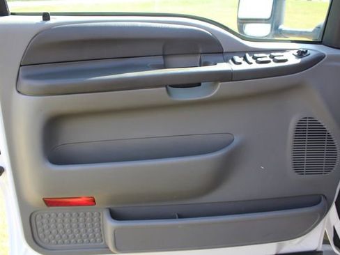 Used 2002 Ford F350 XLT image 27