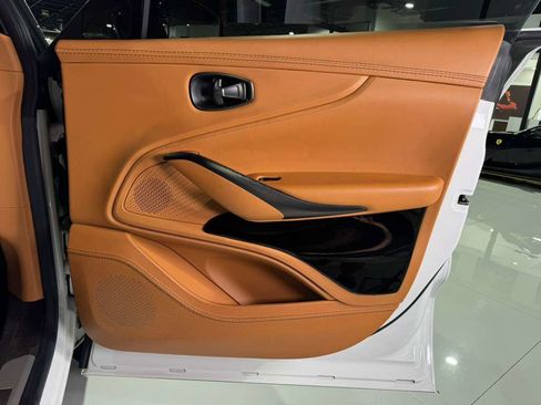 Used 2023 Aston Martin DBX 707 image 38