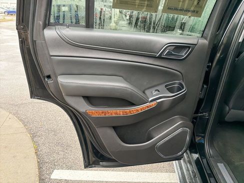 Used 2017 Chevrolet Tahoe Premier RWD image 21