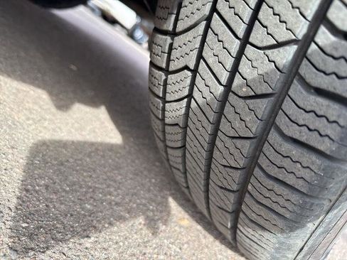 Used 2018 Kia Niro LX image 14