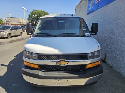 New 2025 Chevrolet Express 3500 w/ Power Convenience Package image 3