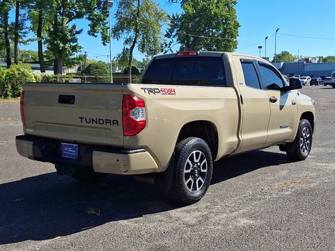 Used 2018 Toyota Tundra SR5 w/ TRD Off Road Package AWD/4WD image 7