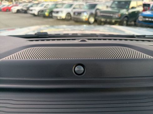 New 2026 Ford F250 Platinum w/ FX4 Off-Road Package image 39