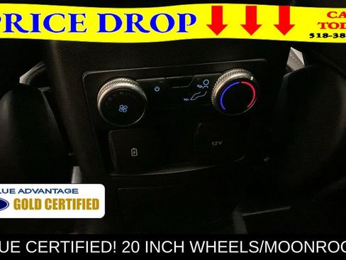 Certified 2022 Ford Explorer XLT w/ Equipment Group 202A AWD/4WD image 25