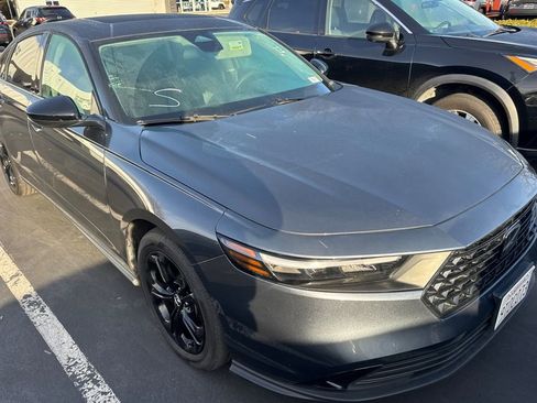 Certified 2025 Honda Accord SE image 2