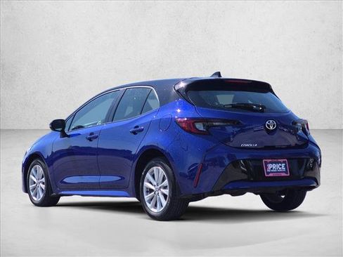 Used 2025 Toyota Corolla SE FWD image 8
