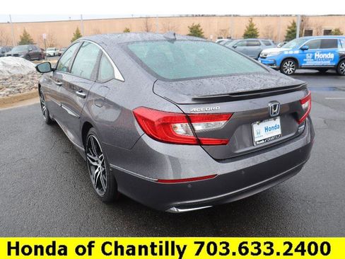 Certified 2022 Honda Accord Touring image 5