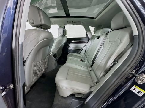 Used 2020 Audi Q5 Prestige w/ Prestige Package image 17