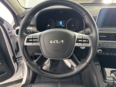 Certified 2022 Kia Telluride EX image 28