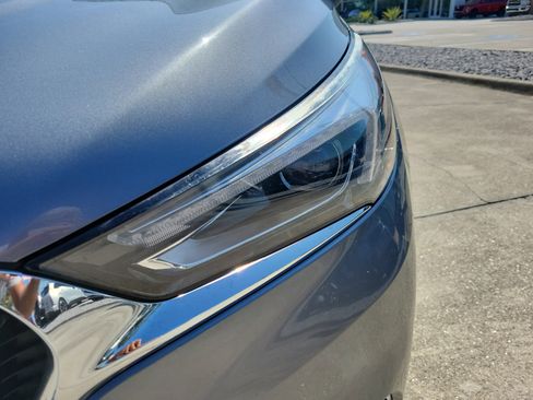 Used 2018 Buick Enclave Premium image 9