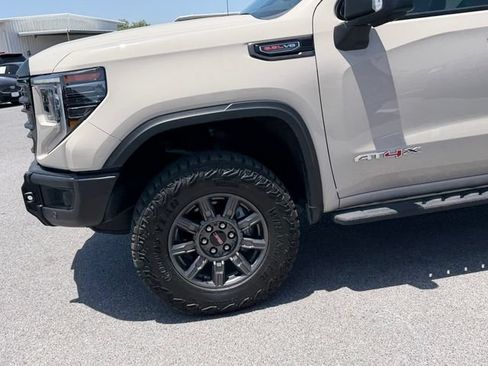 Used 2026 GMC Sierra 1500 AT4X AWD/4WD image 9