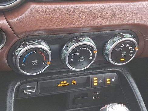 Used 2017 MAZDA MX-5 Miata RF Grand Touring image 16