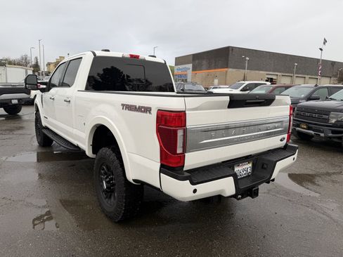 Used 2022 Ford F350 Platinum w/ Tremor Off-Road Package image 3