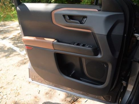 Used 2022 Ford Bronco Sport Outer Banks w/ Tech Package AWD/4WD image 18