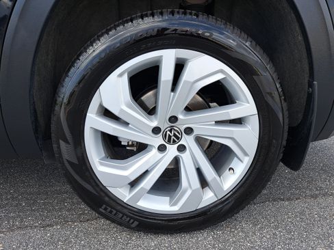 Certified 2023 Volkswagen Atlas SE w/ Panoramic Sunroof Package FWD image 33