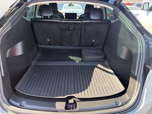 Used 2022 Tesla Model Y Performance image 18