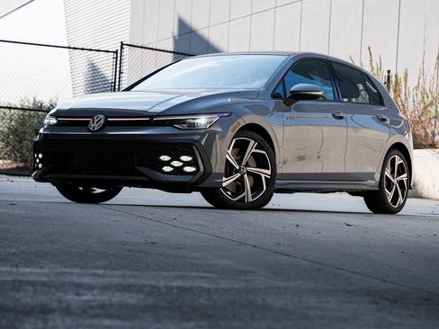 New 2025 Volkswagen GTI SE image 1