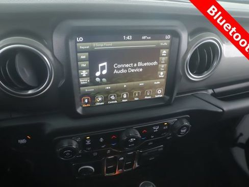 Used 2022 Jeep Wrangler Unlimited Sahara w/ Dual Top Group AWD/4WD image 22