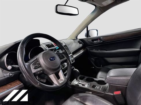 Used 2015 Subaru Outback 2.5i Limited AWD/4WD image 9