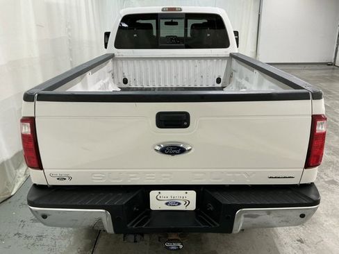 Used 2014 Ford F250 Lariat w/ Chrome Package image 4