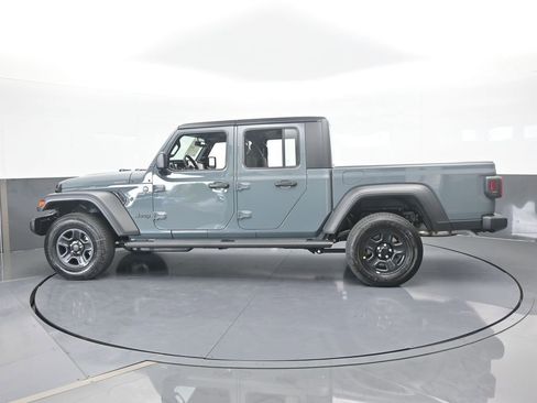 New 2026 Jeep Gladiator Sport image 3
