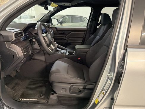Used 2024 Toyota Tacoma SR5 image 6