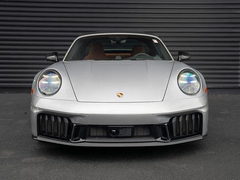 Used 2026 Porsche 911 Targa 4 GTS AWD/4WD image 25