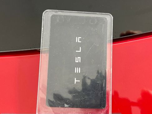 Used 2023 Tesla Model Y Long Range image 34