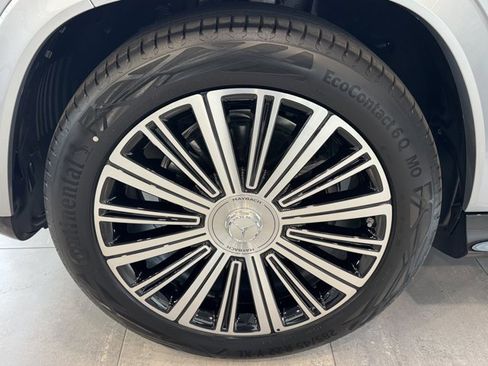 New 2026 Mercedes-Benz Maybach GLS 600 4MATIC image 12