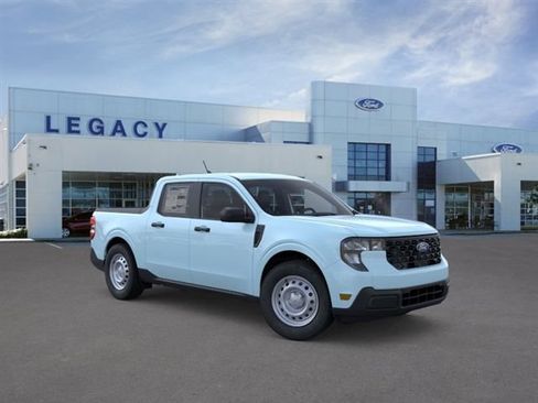 New 2026 Ford Maverick XL FWD image 7