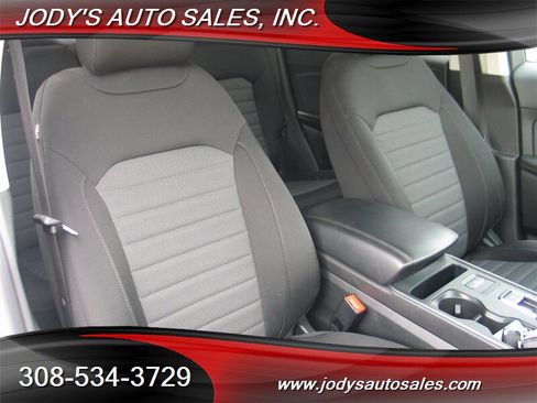 Used 2024 Ford Edge SE w/ Black Appearance Package image 19
