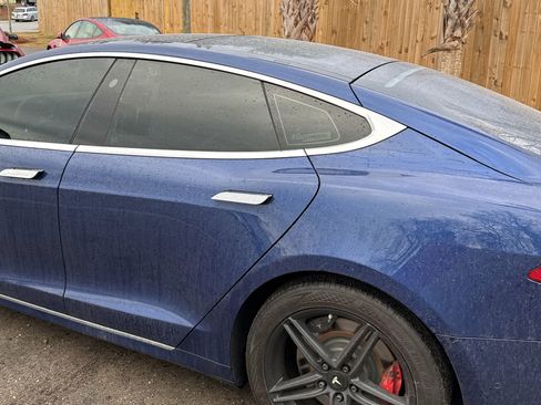 Used 2017 Tesla Model S P100D image 6