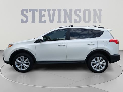 Used 2013 Toyota RAV4 Limited FWD image 2