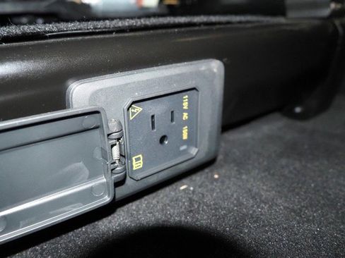 Used 2025 Volkswagen ID. Buzz Pro S image 63