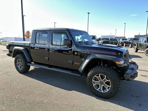 Certified 2024 Jeep Gladiator Mojave w/ Dual Top Group image 2