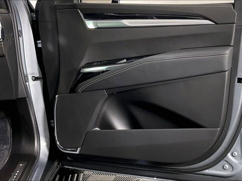 Used 2025 Cadillac Escalade Sport w/ Touring Package image 26