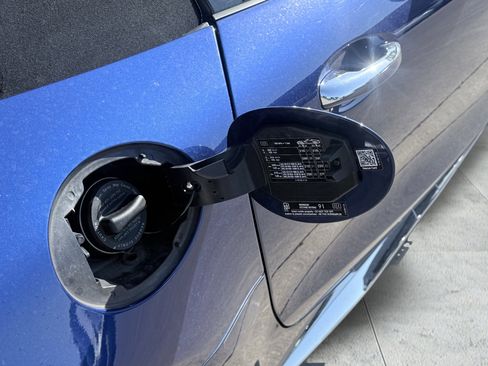 Used 2019 Mercedes-Benz AMG GT C image 13