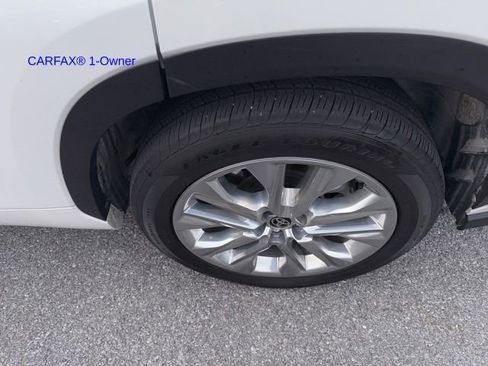 Used 2022 Toyota Highlander Limited image 15