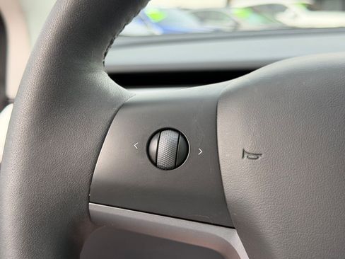 Used 2023 Tesla Model 3 Standard Range RWD image 14
