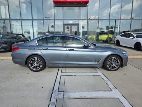 Used 2019 BMW 540i w/ Executive Package RWD image 3